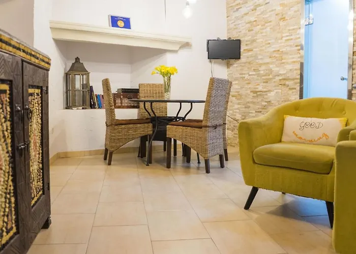 El Patio Del Arrayán - Aloha Appartamento