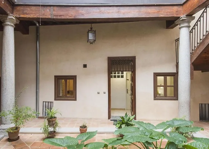 Apartamento El Patio Del Arrayán - Aloha Toledo